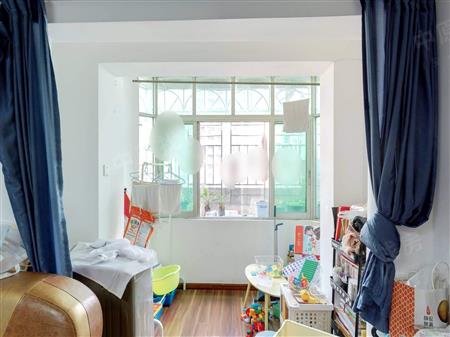 嘉华花园东区-阳台