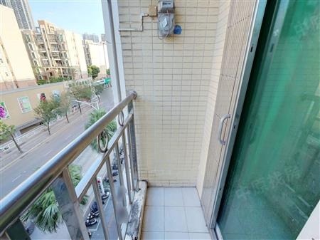 信义假日名城(博雅园)-阳台