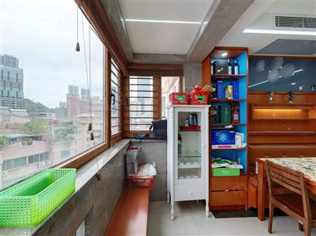 新港鸿花园-阳台