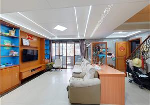 新港鸿花园精装三层复式出售