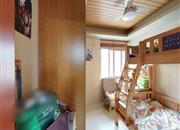 新港鸿花园-次卧