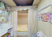 新港鸿花园-次卧