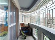 新港鸿花园-阳台