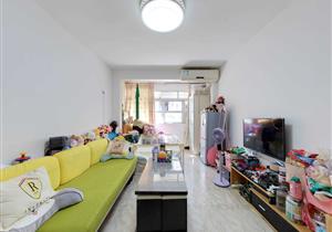 家门口罗外小初高，350米到地铁口和商场，梧桐山相伴仙湖为邻