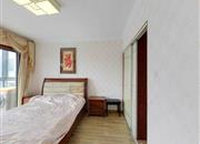 左庭右院（北区）-主卧