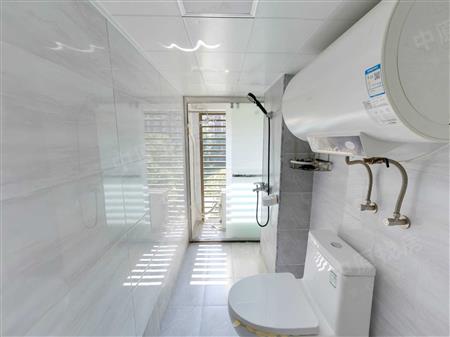 龙光玖云著大楼-卫生间