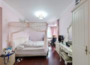 滨海之窗花园-主卧