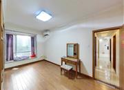 金泓凯旋城-主卧