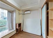 金泓凯旋城-次卧