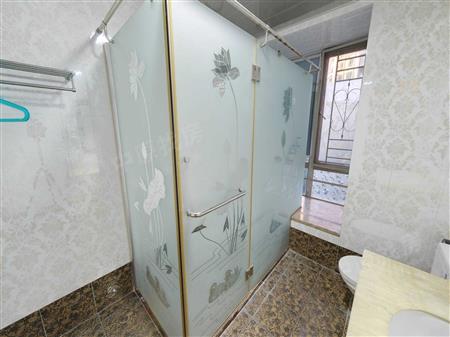 金泓凯旋城-卫生间