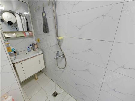 龙光玖云著大楼-卫生间