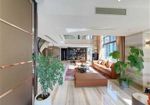 中信红树湾复试，五房上下二层，看高尔夫景，户型较少放卖。