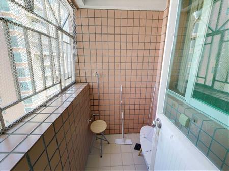 新安湖花园（二期）-阳台