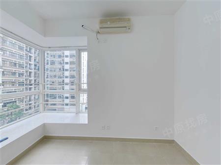 中泰燕南名庭-次卧