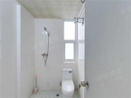 中泰燕南名庭-卫生间