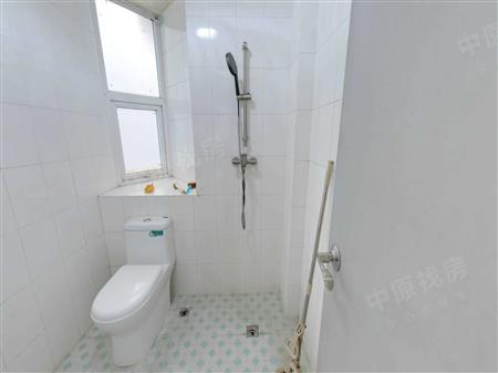 中泰燕南名庭-卫生间