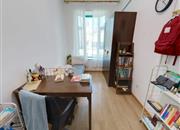 新港鸿花园-次卧