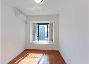 中熙香缤山-主卧