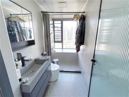 观山盛苑-卫生间