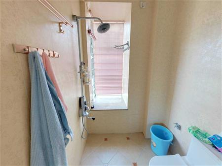 鸿荣源尚都-卫生间