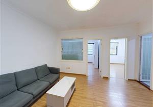 业主房产证已满五年，且只有一套房产