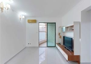 罗糊 繁华地段近双地铁的小区 住家三房