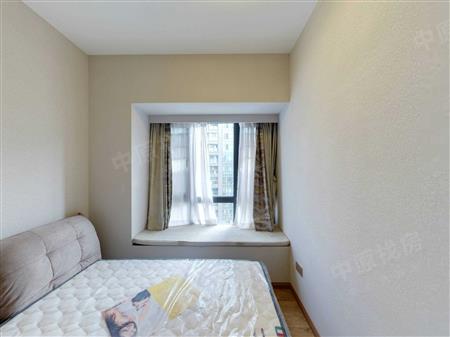 京基御景峯-次卧