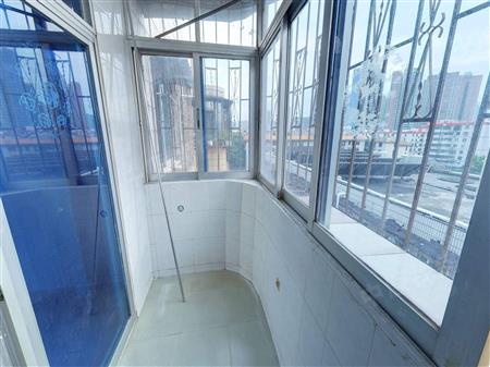 21区文化局宿舍-阳台