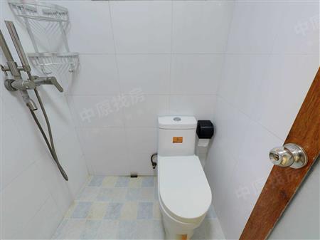 都市花园-卫生间