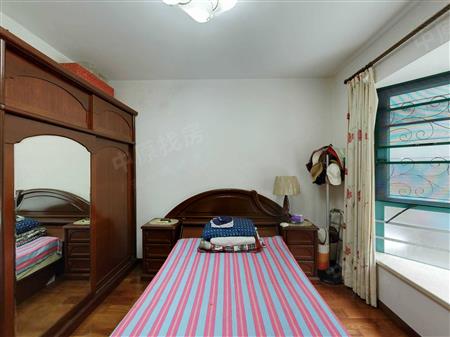 南海玫瑰园（一期）-主卧