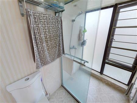 龙岸花园-卫生间