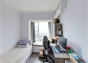 丰泽湖山庄-次卧