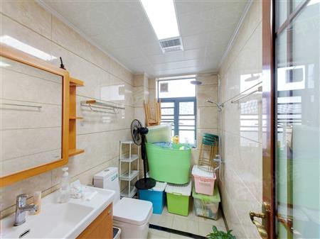 恒立听海花园-卫生间