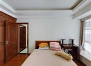 恒立听海花园-主卧