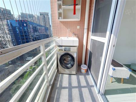 龙威花园（我爱我家）-阳台