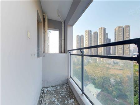 祥祺滨河名苑-阳台