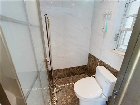 庐峰翠苑-卫生间