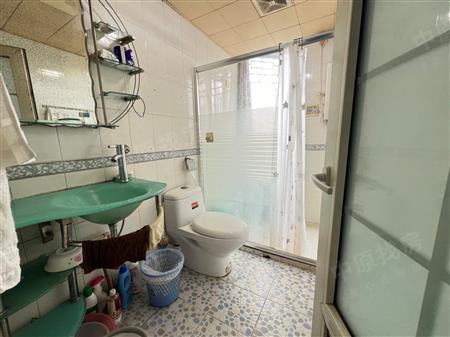 心怡花园-卫生间