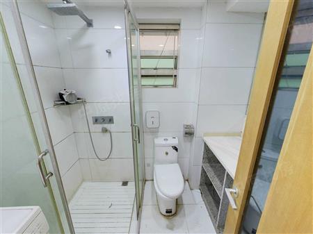 泰华商业城-卫生间