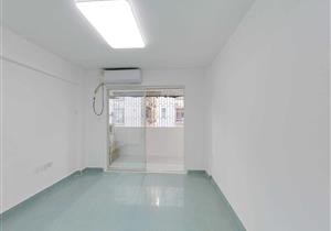 居家小三房，近公园安静，方正实用有书包，看房方便
