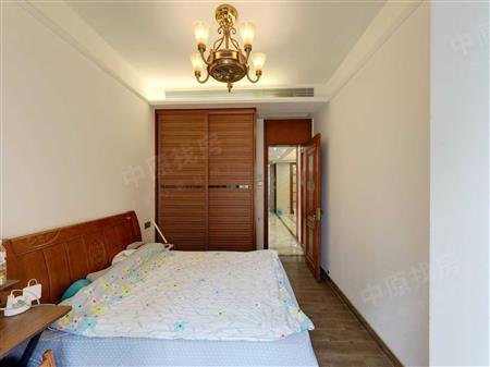 圣莫丽斯花园（三期）-次卧