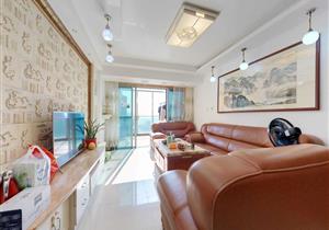 公园大地 朝南 客厅出阳台4房 高楼层 景观视野开阔 满五年