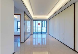 急卖，地铁口，78平3房全新没住过人看大运体育馆