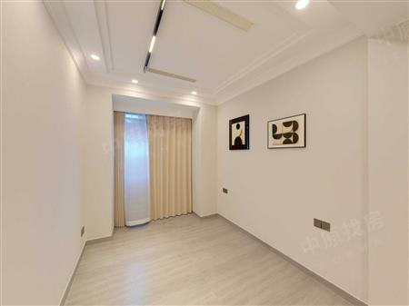 蝴蝶谷名苑-次卧