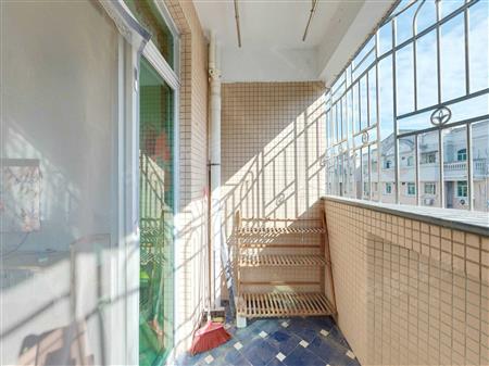 鹏兴花园（一期）-阳台