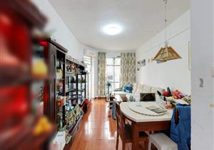 景贝南，97平方正3房，（已加装电梯）带天台花园，翠园未使用