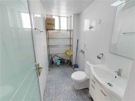 长富花园-卫生间