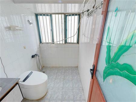 金港华庭-卫生间