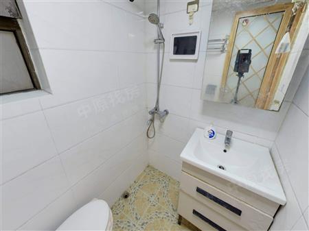 英郡年华花园（一期）-卫生间