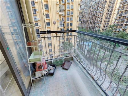 英郡年华花园（一期）-阳台